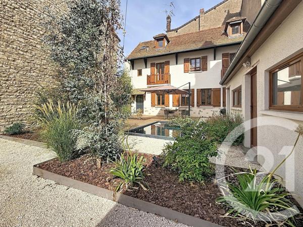 Maison à vendre  7 pièces - 139,80 m 2   CHALON SUR SAONE  - 71