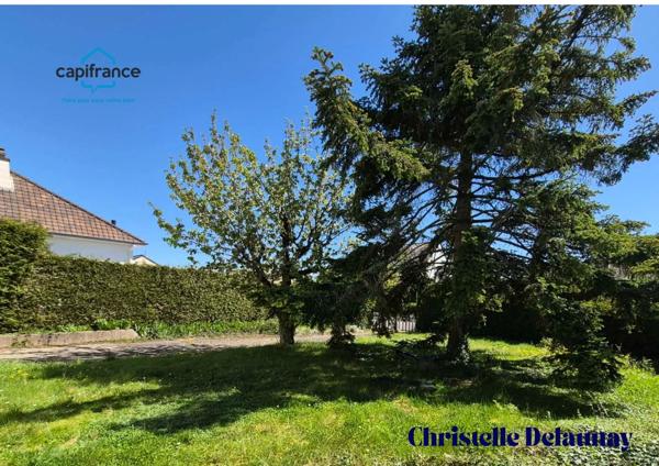 🏡 Maison des années 70 – 99,50 m² – Fort potentiel – Proche centre-ville de Changé