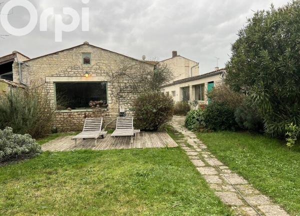 Maison à vendre    5 pièces •  Saint-Pierre-d'Oléron