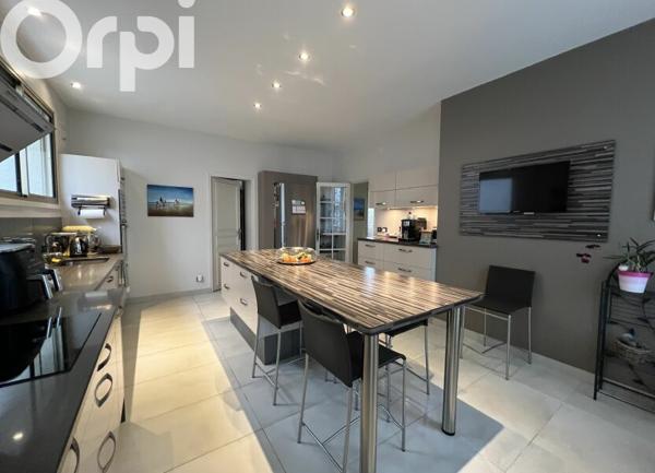 Maison à vendre    5 pièces •  Saint-Pierre-d'Oléron