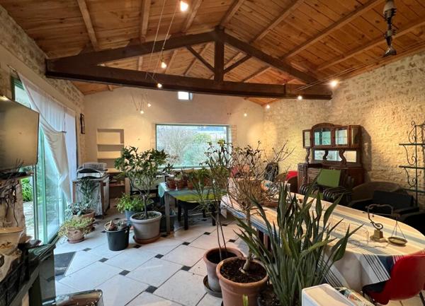 Maison à vendre    5 pièces •  Saint-Pierre-d'Oléron