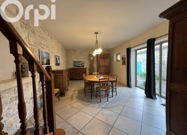 Maison à vendre    5 pièces •  Saint-Pierre-d'Oléron