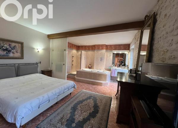 Maison à vendre    5 pièces •  Saint-Pierre-d'Oléron