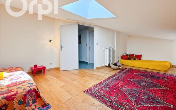 Maison à vendre    8 pièces •  Aubenas