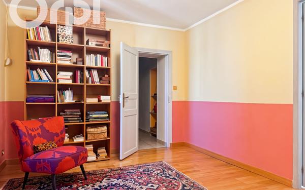 Maison à vendre    8 pièces •  Aubenas