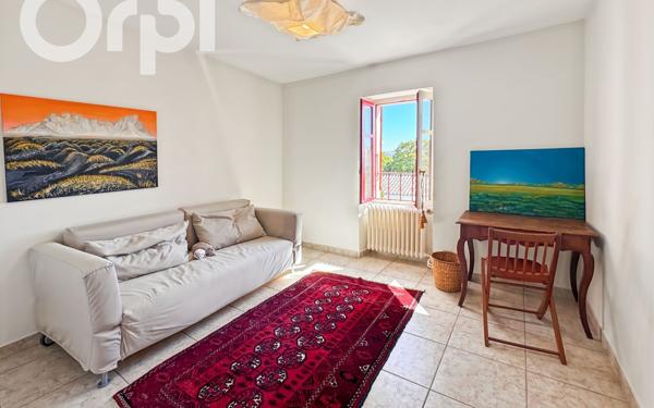 Maison à vendre    8 pièces •  Aubenas