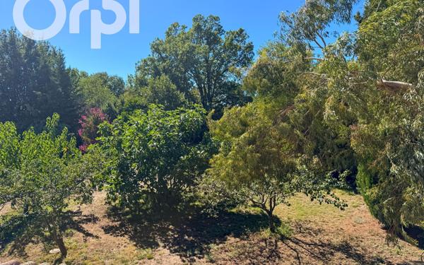 Maison à vendre    8 pièces •  Aubenas