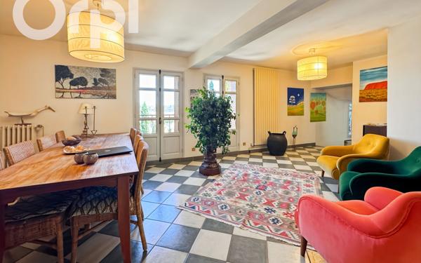 Maison à vendre    8 pièces •  Aubenas