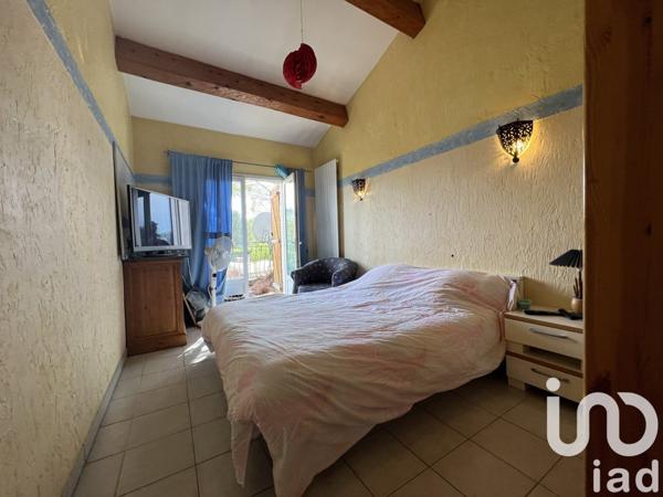 Maison traditionnelle 6 pièces de 168 m² à Tourrettes (83440)