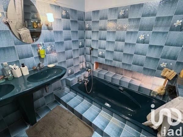 Maison à vendre 7 pièces 160 m² Paray-Vieille-Poste