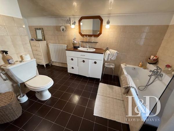 DUPLEX ACCES DIRECT A LA MER