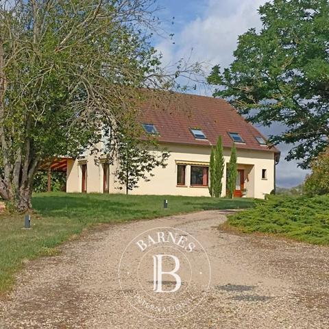 Cercy-la-Tour, Propriété 5 Chambres -  300 m² à vendre