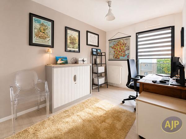 Appartement à vendre Vezin Le Coquet - 4 pièces, 80m² avec 3 chambre(s) à 271 700€ - AJP Immobilier Pacé