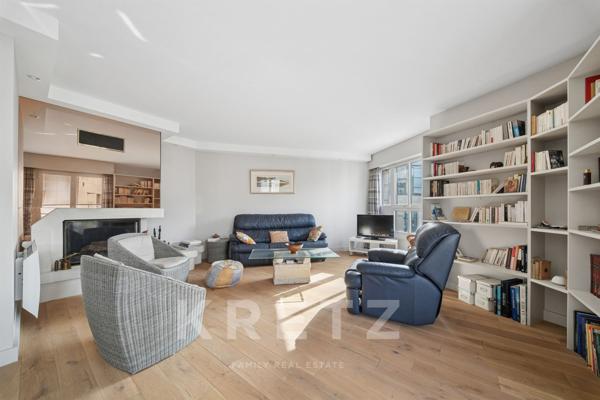 Duplex dernier étage avec terrasses