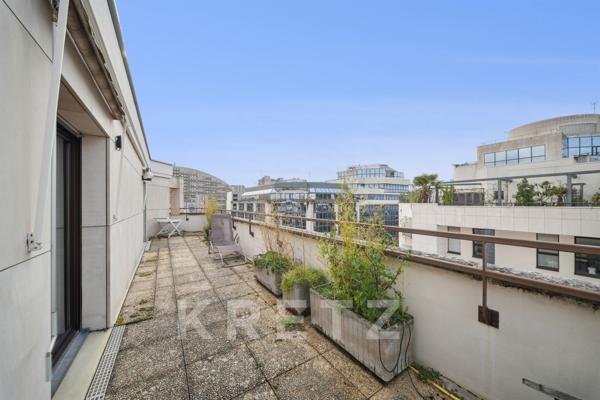 Duplex dernier étage avec terrasses