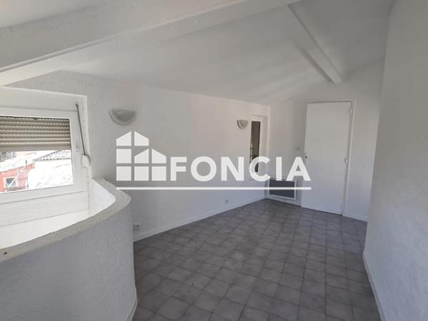 Location Appartement 2 pièces 28.46 m² - 2 RUE STE EUGENIE Nimes 30000