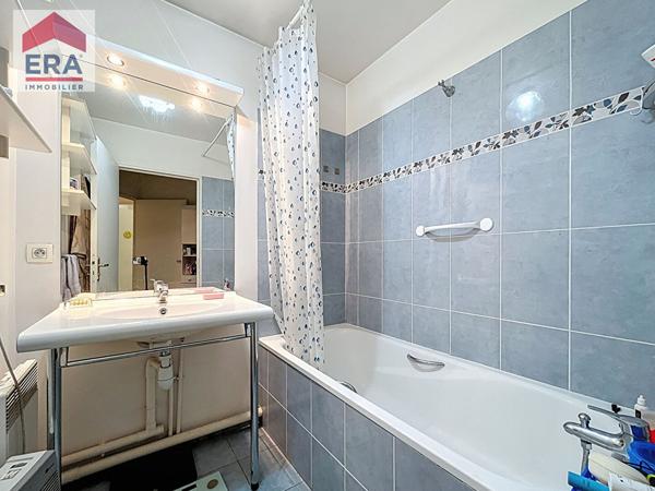 A VENDRE - 4 PIECES 77m² +  TERRASSE ET JARDIN 85m² + PARKING