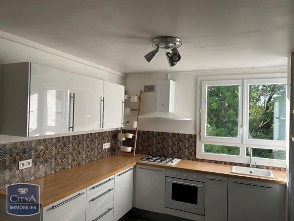 Appartement à louer 3 pièces 62.45m² Dijon (21000)