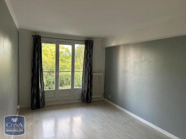 Appartement à louer 3 pièces 62.45m² Dijon (21000)