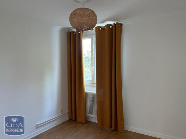 Appartement à louer 3 pièces 62.45m² Dijon (21000)