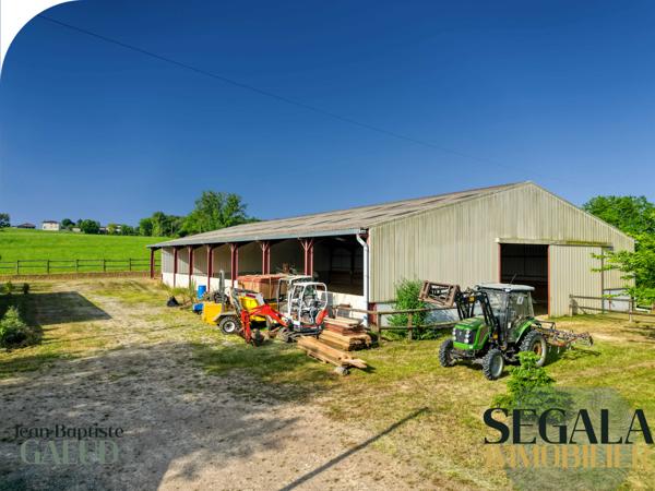 Monestiés (81640) Propriété équestre avec gîtes – 275 m² habitables – Terrain de 43 474 m²