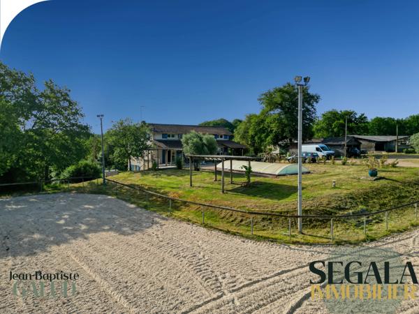 Monestiés (81640) Propriété équestre avec gîtes – 275 m² habitables – Terrain de 43 474 m²