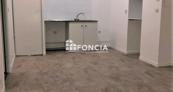 Location Appartement 2 pièces 44.03 m² - Savigny-le-temple 77176