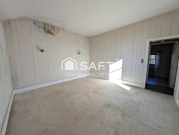 Maison mitoyenne à rénover - 3 pièces