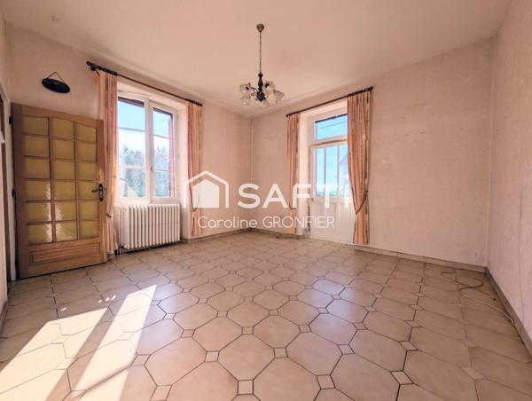 Maison mitoyenne à rénover - 3 pièces