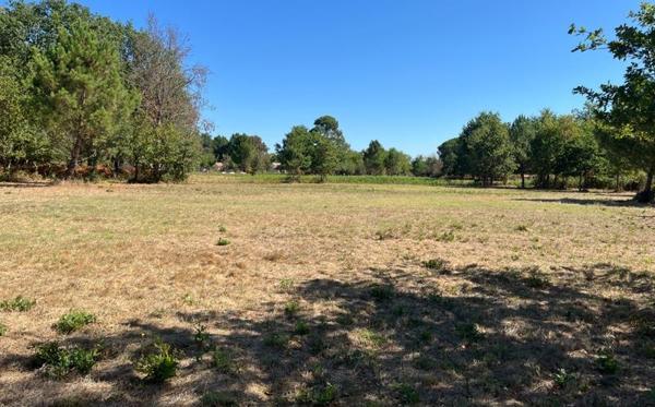 Terrain 130 800 € Hourtin 509 m² DPE