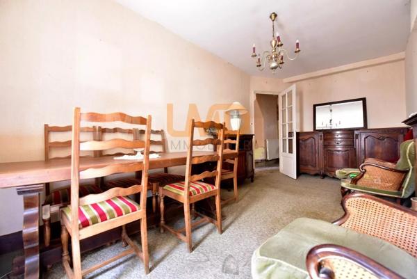 Campagne-Aveyron-Calme-Nature-LAC-Maison DE Village-Maison EN Pierre