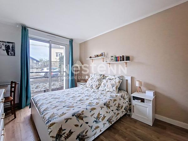 À vendre : appartement spacieux de 5 pièces à Saint Cyr l'École proche Gare avec balcon et parkings