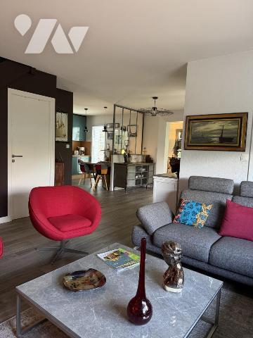 A VENDRE PLOEREN LUSCANEN MAISON CONTEMPORAINE + PISCINE