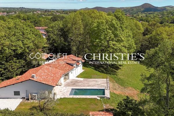 À vendre Ascain - maison contemporaine avec piscine
