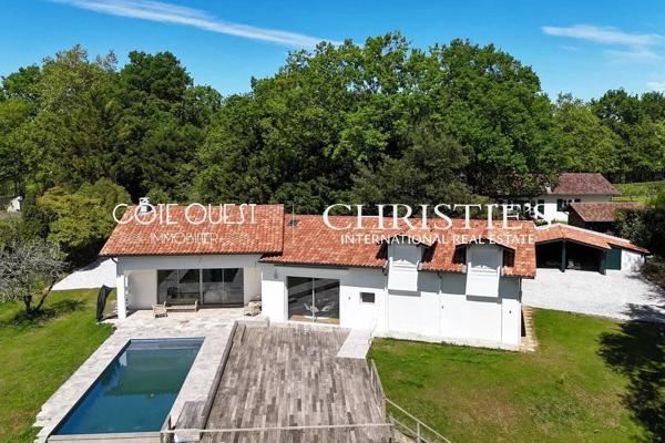 À vendre Ascain - maison contemporaine avec piscine