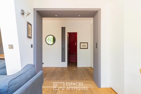 Duplex contemporain, comme une maison proche du centre ville