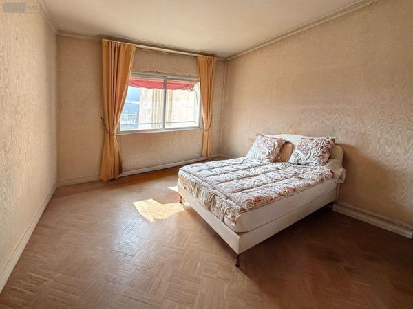 Appartement à vendre à Aix-en-Provence dans les Bouches-du-Rhône (13100), ref : 10521/37