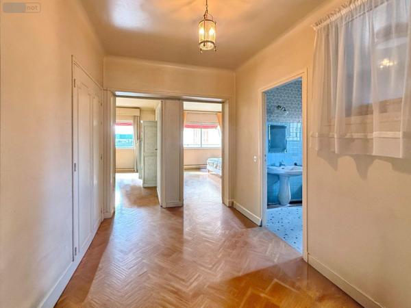 Appartement à vendre à Aix-en-Provence dans les Bouches-du-Rhône (13100), ref : 10521/37