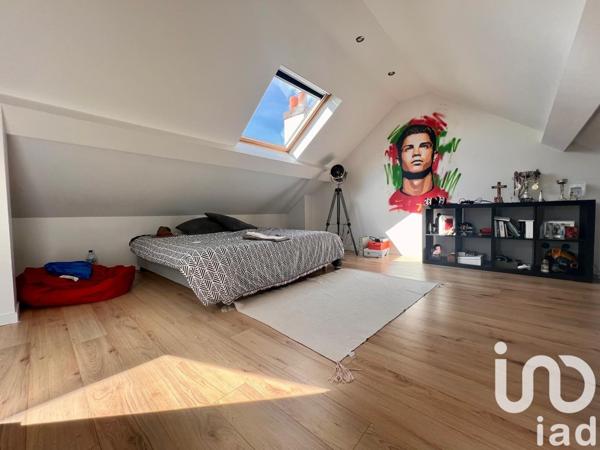 Maison 6 pièces de 105 m² à Ézanville (95460)