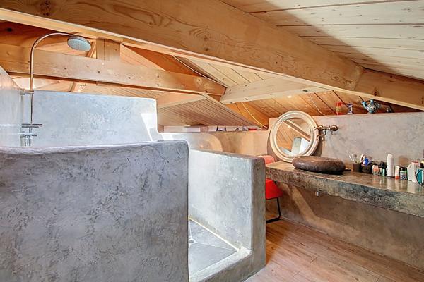 A VENDRE ! Maison 170 m² avec piscine et garage + appartement indépendant 80 m² à Callas