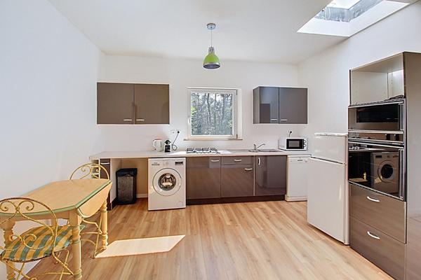 A VENDRE ! Maison 170 m² avec piscine et garage + appartement indépendant 80 m² à Callas