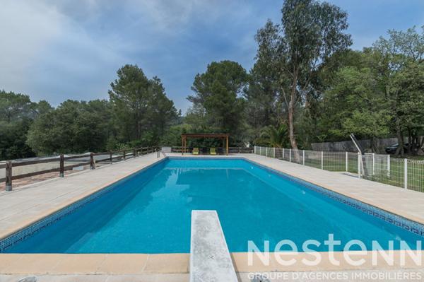 A VENDRE ! Maison 170 m² avec piscine et garage + appartement indépendant 80 m² à Callas
