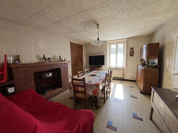 Maison à vendre |  Saint-Éloi |  6 pièces | 132 m²