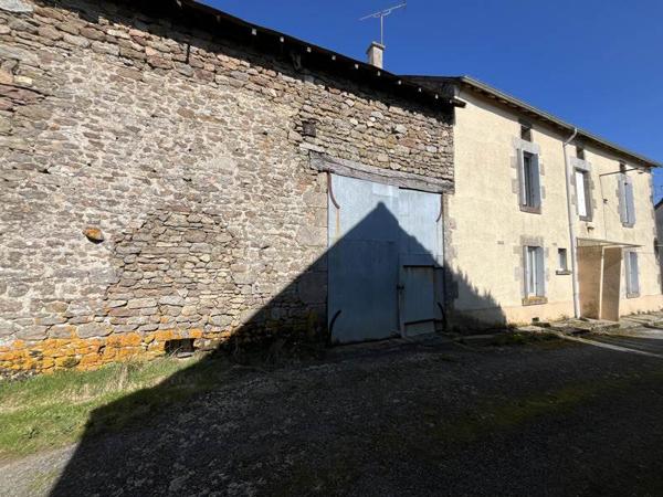 Maison à vendre |  Saint-Éloi |  6 pièces | 132 m²