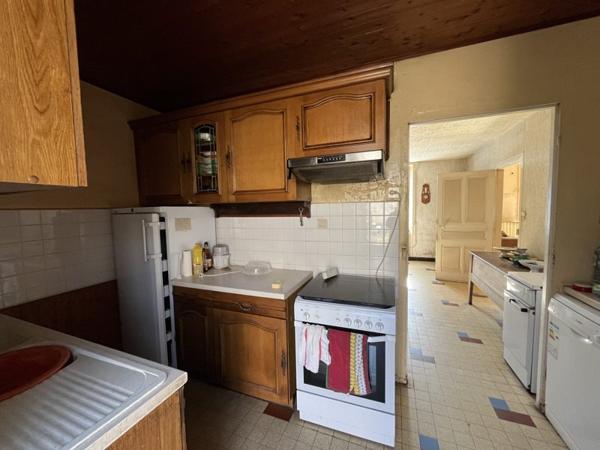 Maison à vendre |  Saint-Éloi |  6 pièces | 132 m²