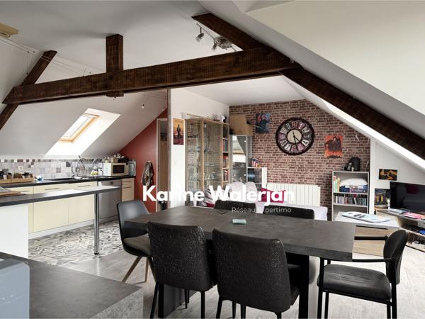 Courrières (62710) AGREABLE APPARTEMENT BELLE PIECE DE VIE 2 PIECES - PLACE DE STATIONNEMENT