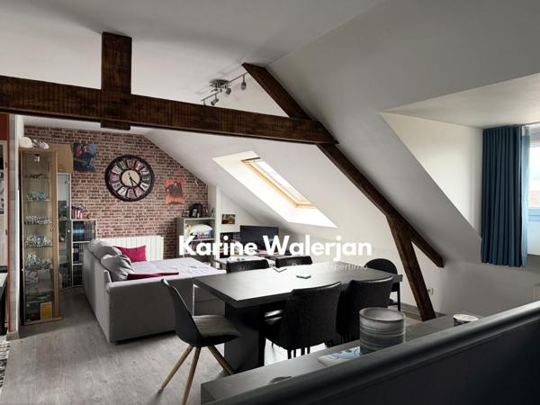 Courrières (62710) AGREABLE APPARTEMENT BELLE PIECE DE VIE 2 PIECES - PLACE DE STATIONNEMENT