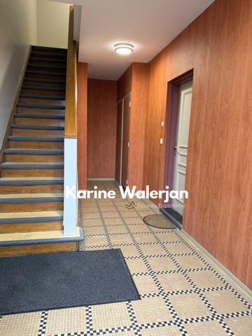 Courrières (62710) AGREABLE APPARTEMENT BELLE PIECE DE VIE 2 PIECES - PLACE DE STATIONNEMENT