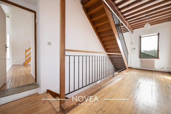 Maison de caractère rénovée – 260 m² – 5 chambres – Terrasse – Proche commodités