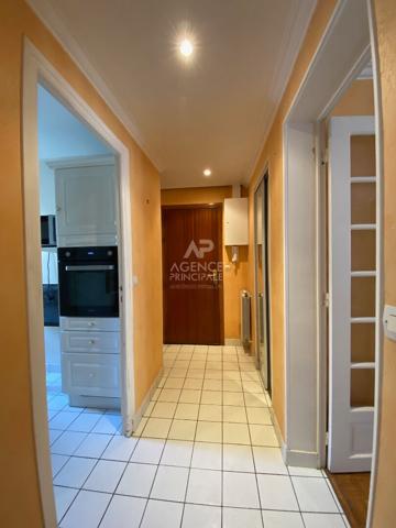 Appartement Pontoise 3 pièce(s) 58.57 m2 Loyer 1 100 €/mois charges comprises **  - Référence  MG11253